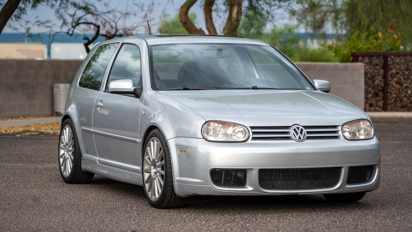 2004 Volkswagen R32 | Reflex Silver | Milltek Exhaust | 137K Miles