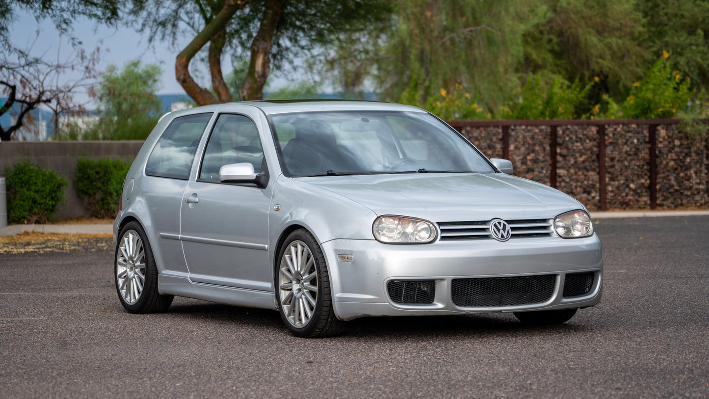 2004 Volkswagen R32 | Reflex Silver | Milltek Exhaust | 137K Miles
