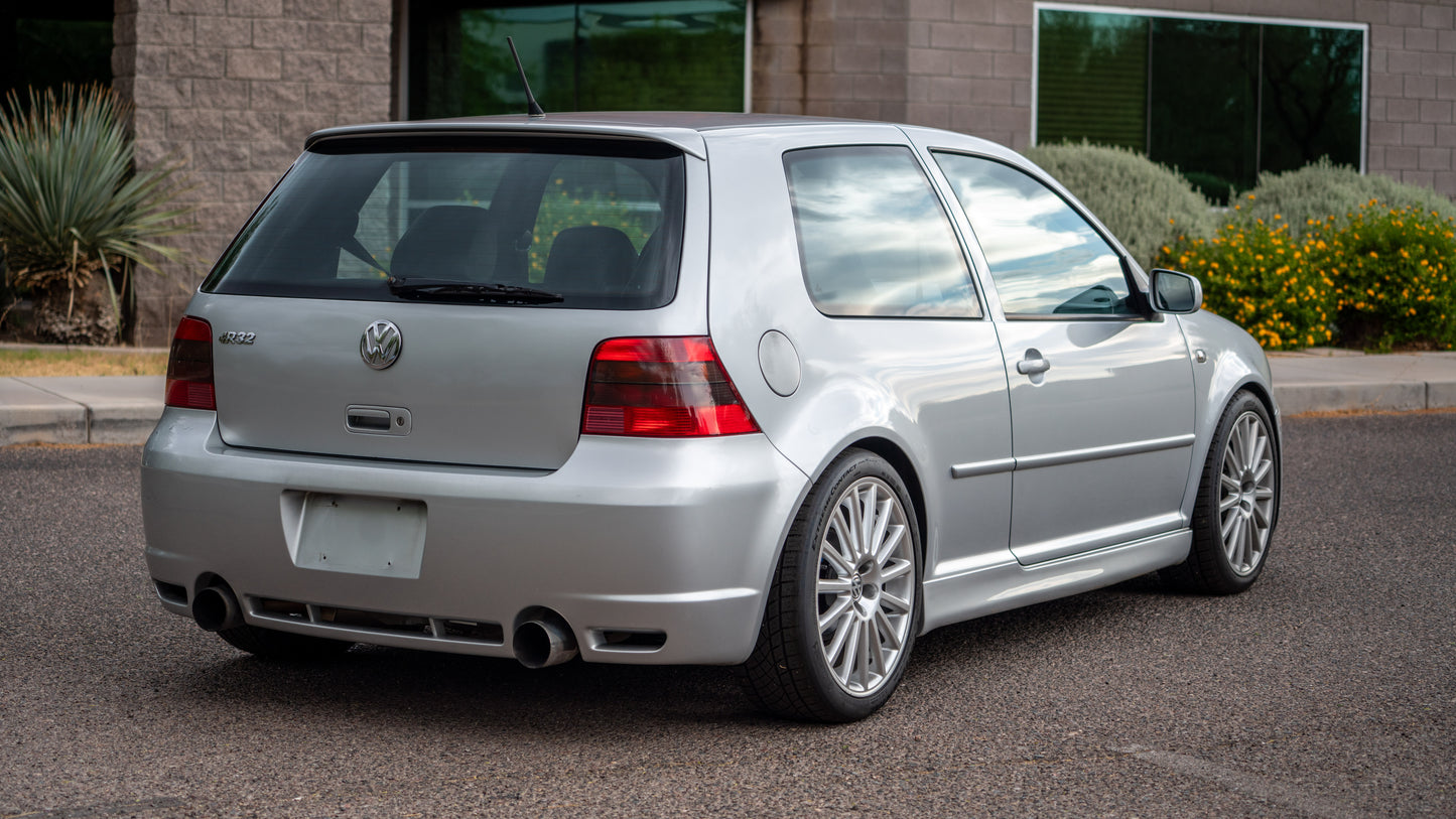 2004 Volkswagen R32 | Reflex Silver | Milltek Exhaust | 137K Miles