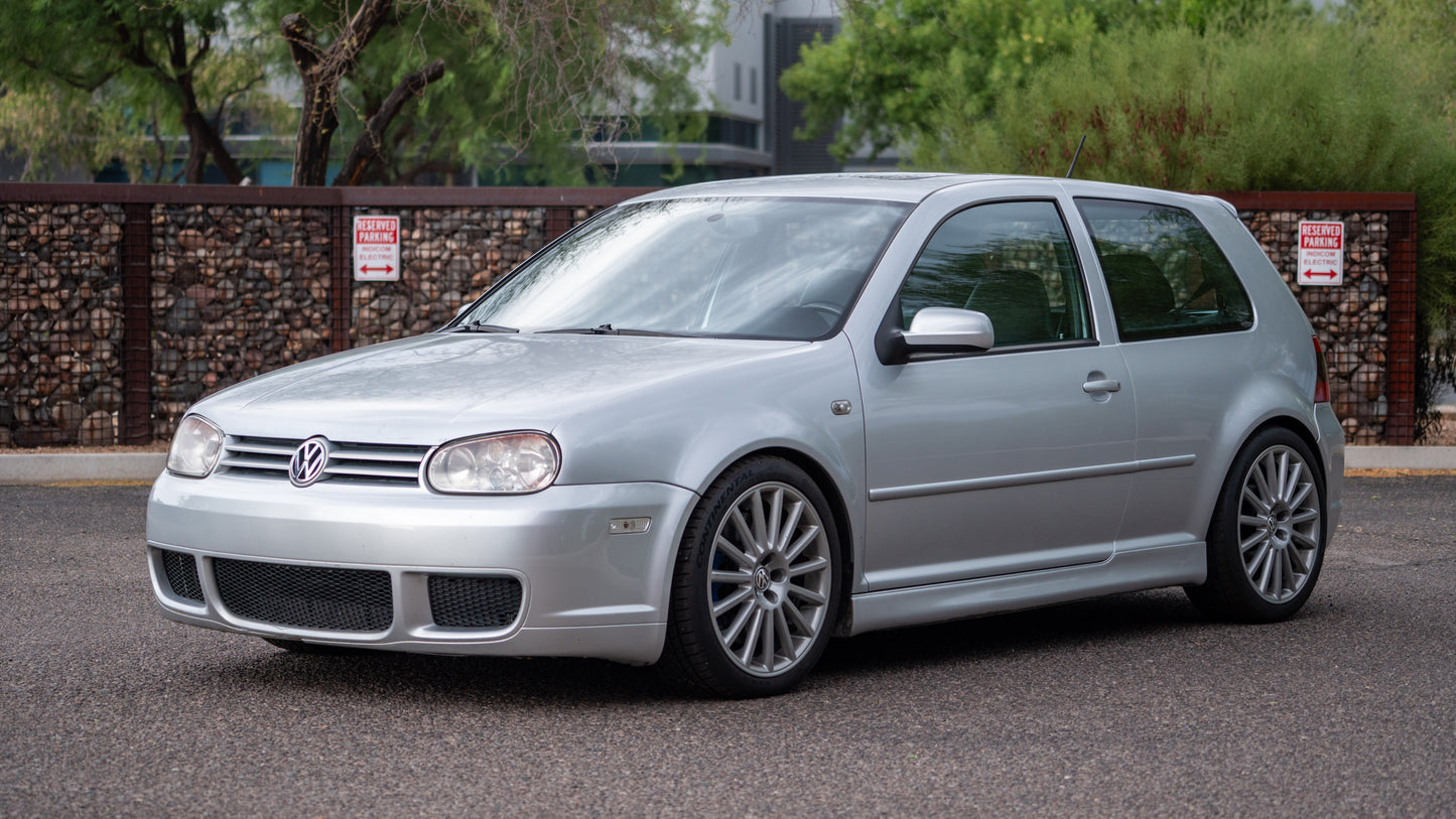 2004 Volkswagen R32 | Reflex Silver | Milltek Exhaust | 137K Miles