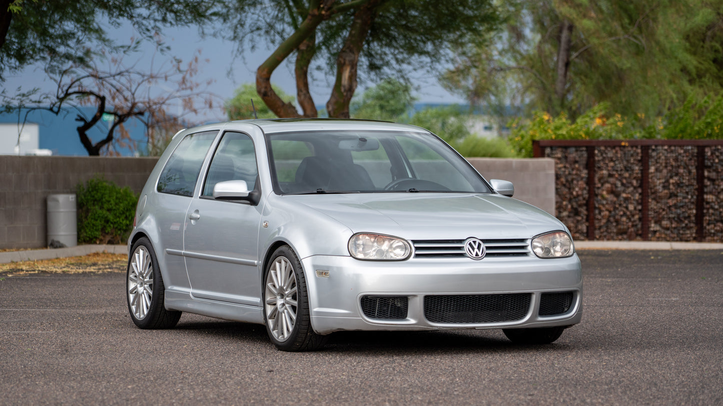 2004 Volkswagen R32 | Reflex Silver | Milltek Exhaust | 137K Miles