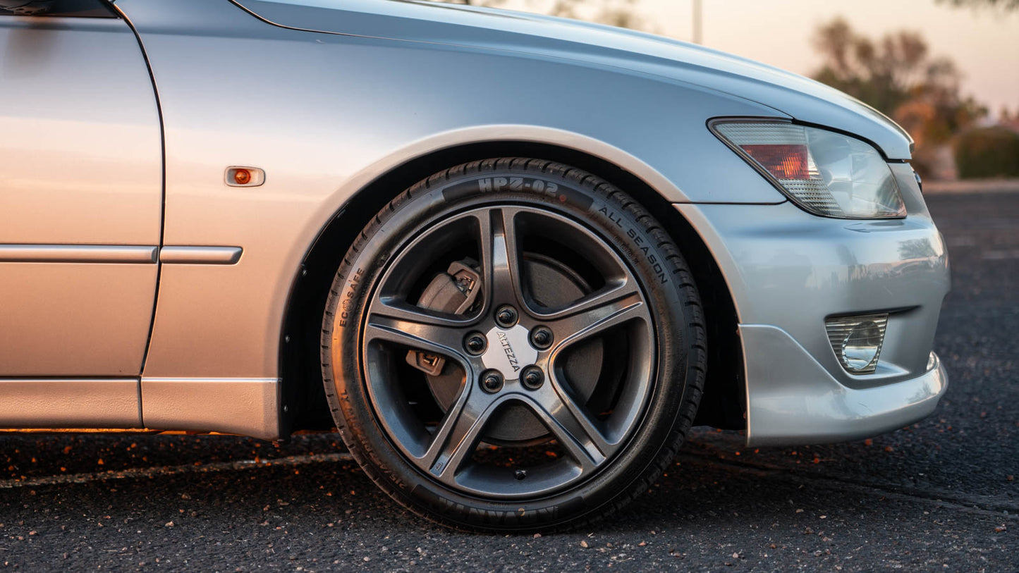 1998 Toyota Altezza RS200 | 6-Speed Manual | 85,295 KM (53,000 Miles) - SOLD