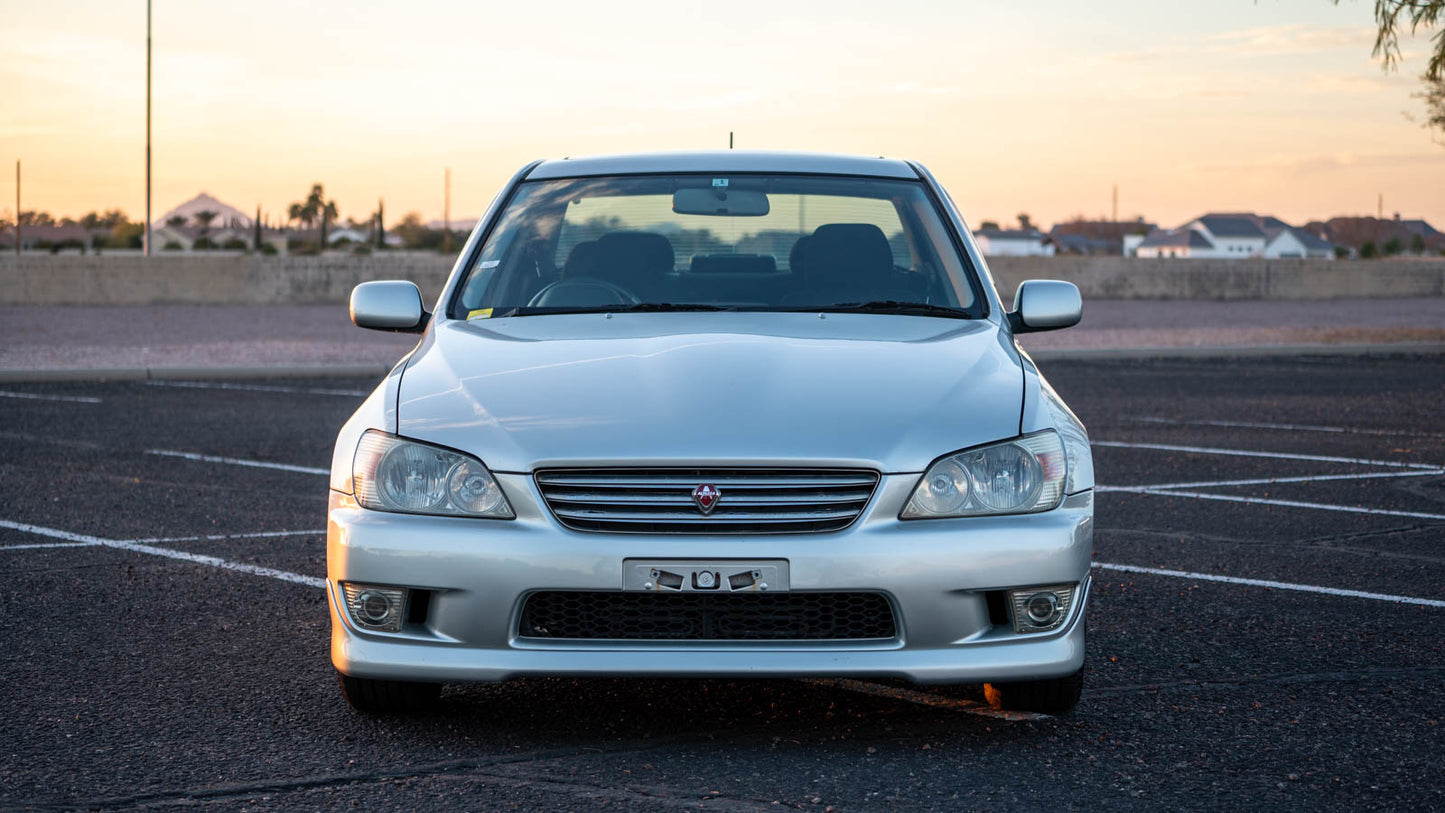 1998 Toyota Altezza RS200 | 6-Speed Manual | 85,295 KM (53,000 Miles) - SOLD