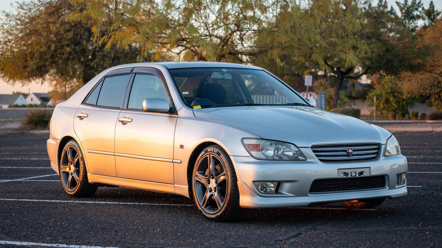 1998 Toyota Altezza RS200 | 6-Speed Manual | 85,295 KM (53,000 Miles) - SOLD