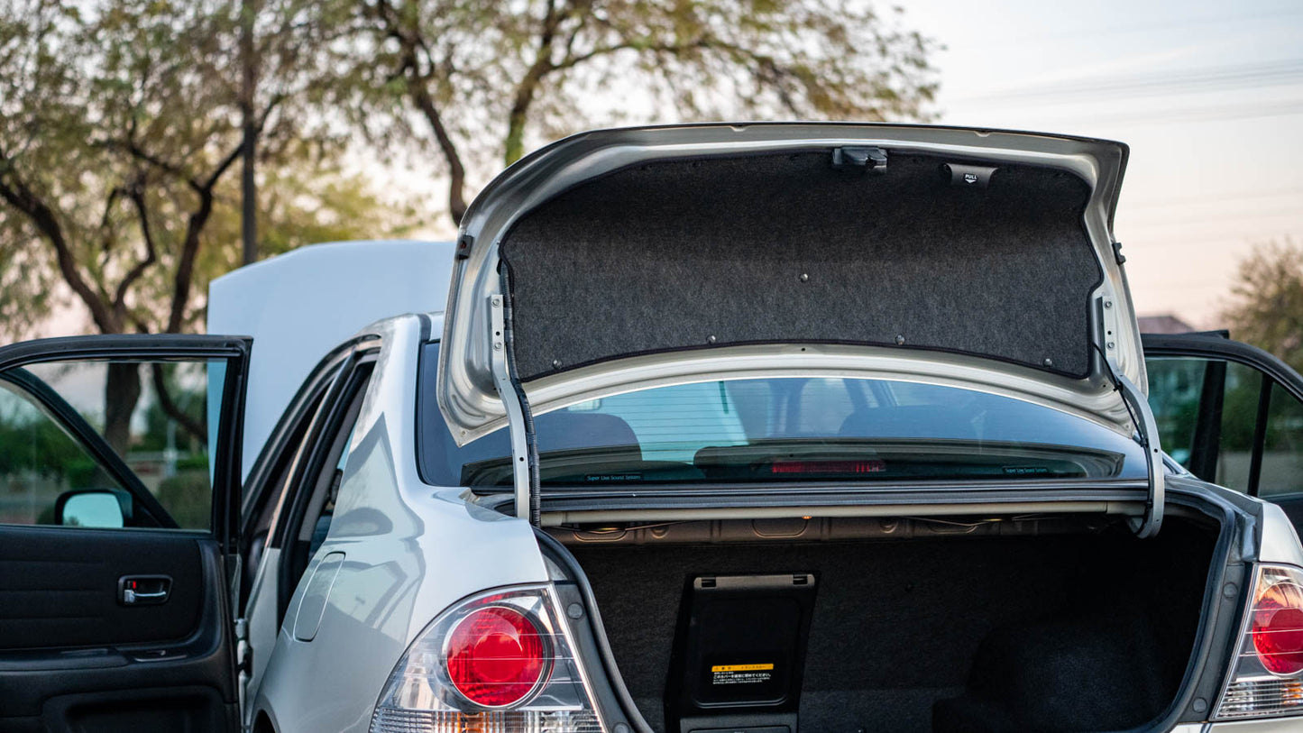 1998 Toyota Altezza RS200 | 6-Speed Manual | 85,295 KM (53,000 Miles) - SOLD