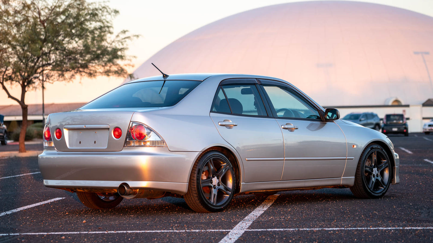1998 Toyota Altezza RS200 | 6-Speed Manual | 85,295 KM (53,000 Miles) - SOLD