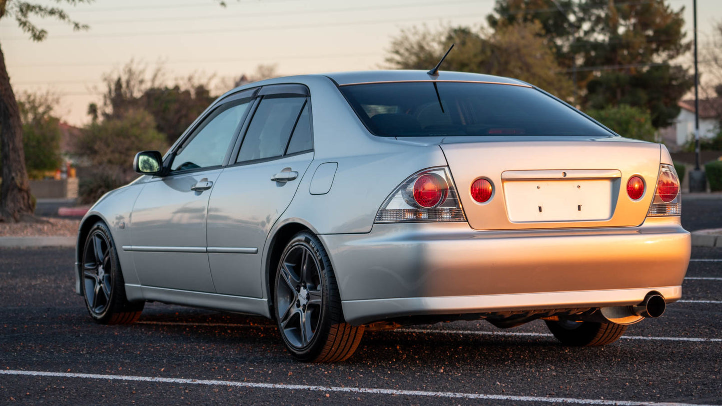 1998 Toyota Altezza RS200 | 6-Speed Manual | 85,295 KM (53,000 Miles) - SOLD