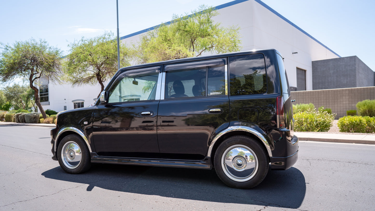 2001 Toyota bB Z X Version | Black (202) | 85,000 KM