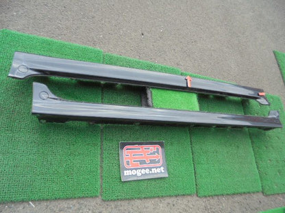 Toyota bB Late-Model Side Skirts | Black Mica 209