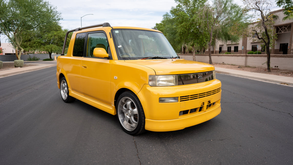 2001 Toyota bB Open Deck Welcab | Yellow | #002611