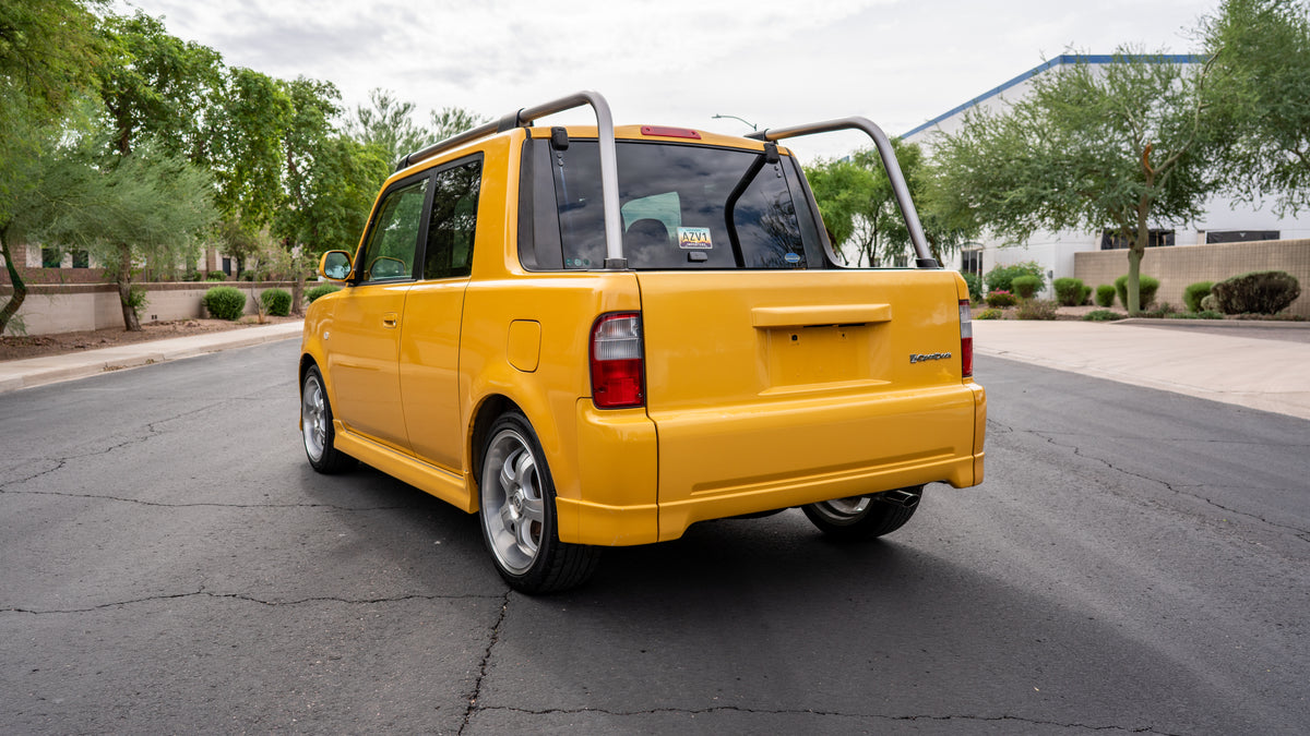 2001 Toyota bB Open Deck Welcab | Yellow | #002611