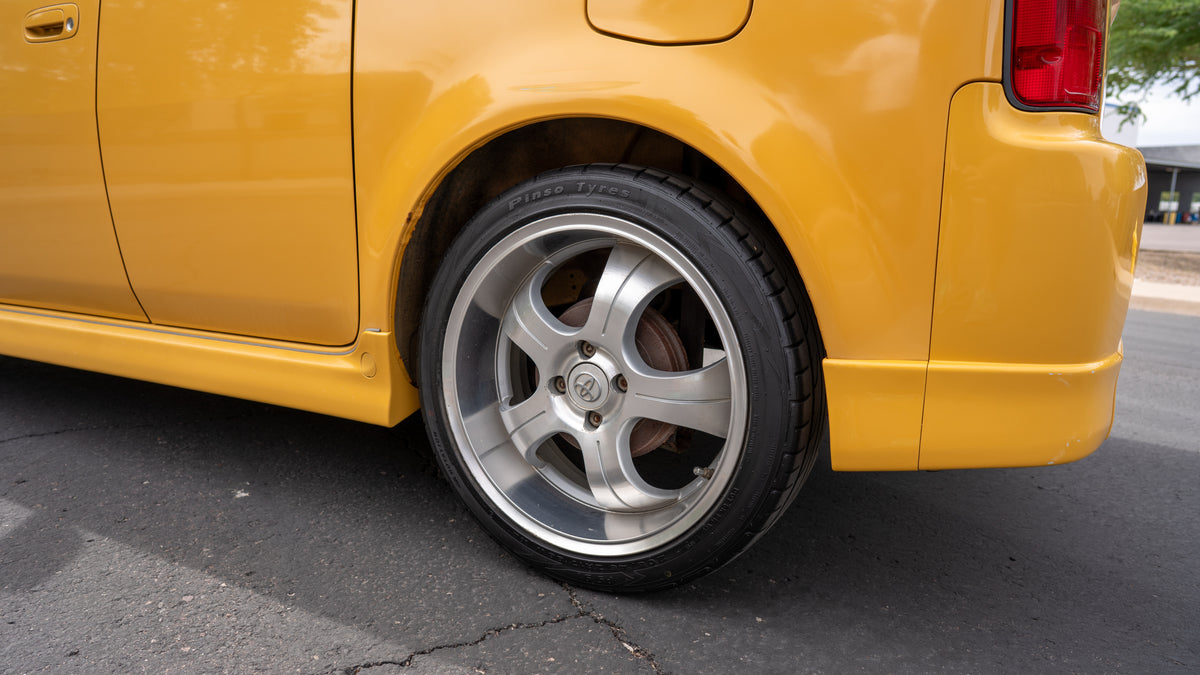 2001 Toyota bB Open Deck Welcab | Yellow | #002611