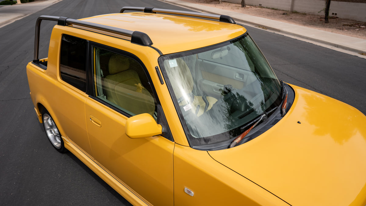 2001 Toyota bB Open Deck Welcab | Yellow | #002611