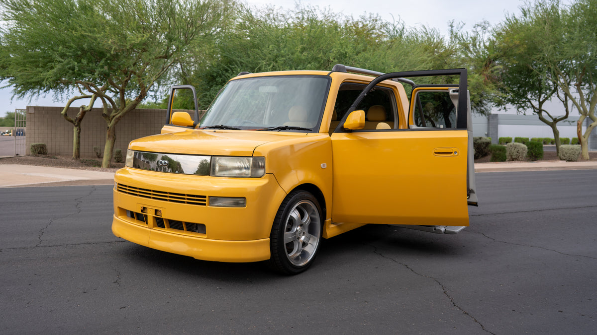 2001 Toyota bB Open Deck Welcab | Yellow | #002611