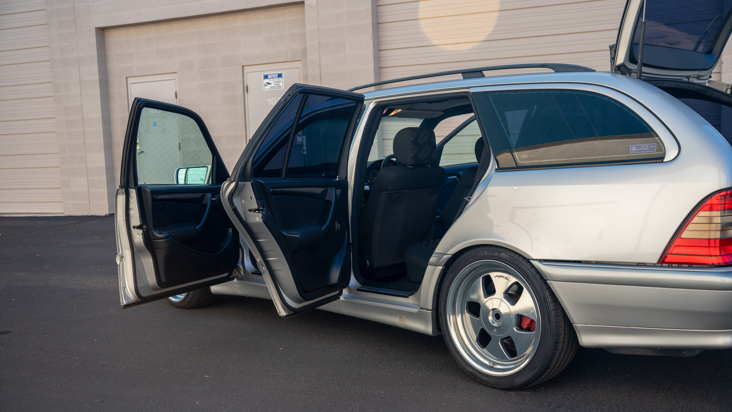 1998 Mercedes-Benz C200T | Brilliant Silver | Japanese Spec | 67,900 KM