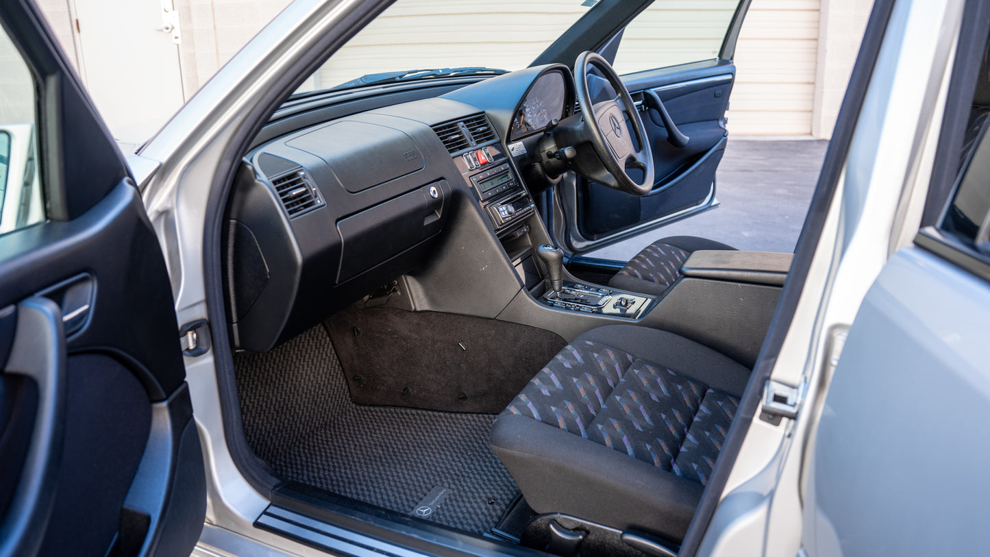 1998 Mercedes-Benz C200T | Brilliant Silver | Japanese Spec | 67,900 KM