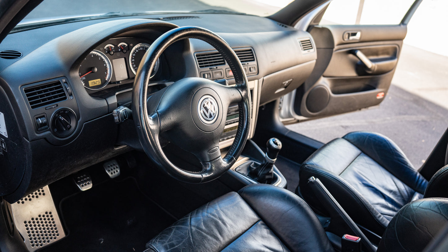 2001 Volkswagen Bora 4Motion | Reflex Silver | Japanese Spec | 106k KM