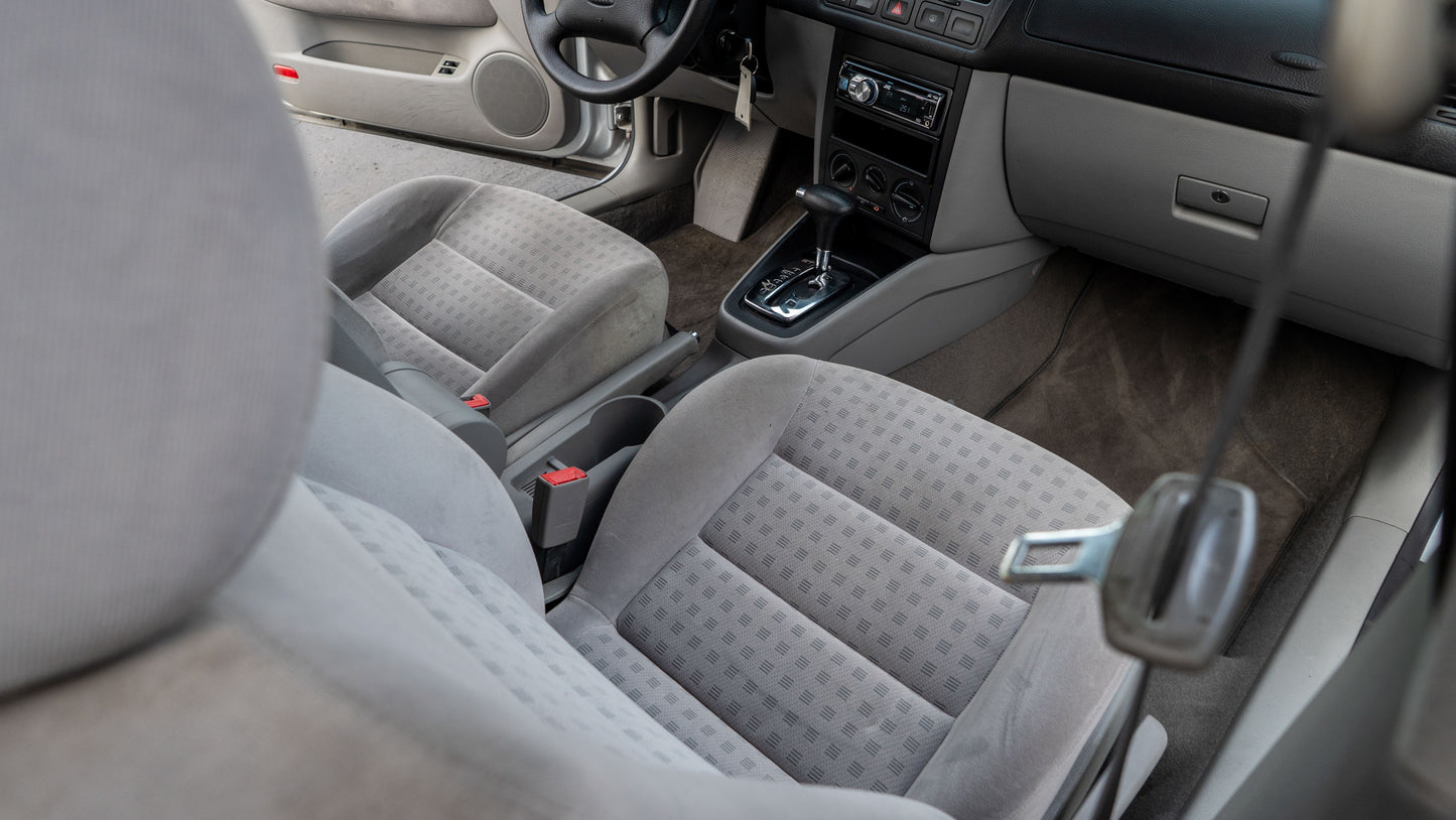 2005 Volkswagen Jetta Wagon TDI – Reflex Silver / Grey Cloth | One-Owner | Diesel Wagon | SOLD