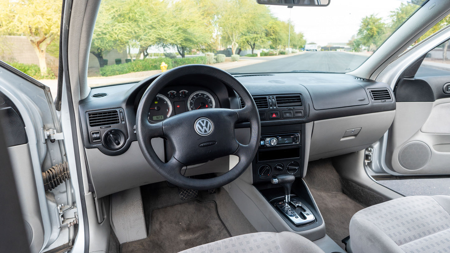 2005 Volkswagen Jetta Wagon TDI – Reflex Silver / Grey Cloth | One-Owner | Diesel Wagon | SOLD