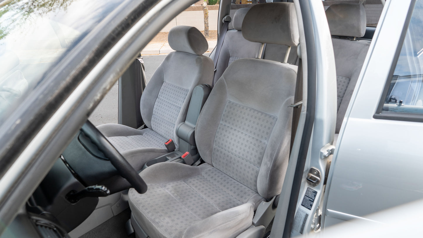 2005 Volkswagen Jetta Wagon TDI – Reflex Silver / Grey Cloth | One-Owner | Diesel Wagon | SOLD