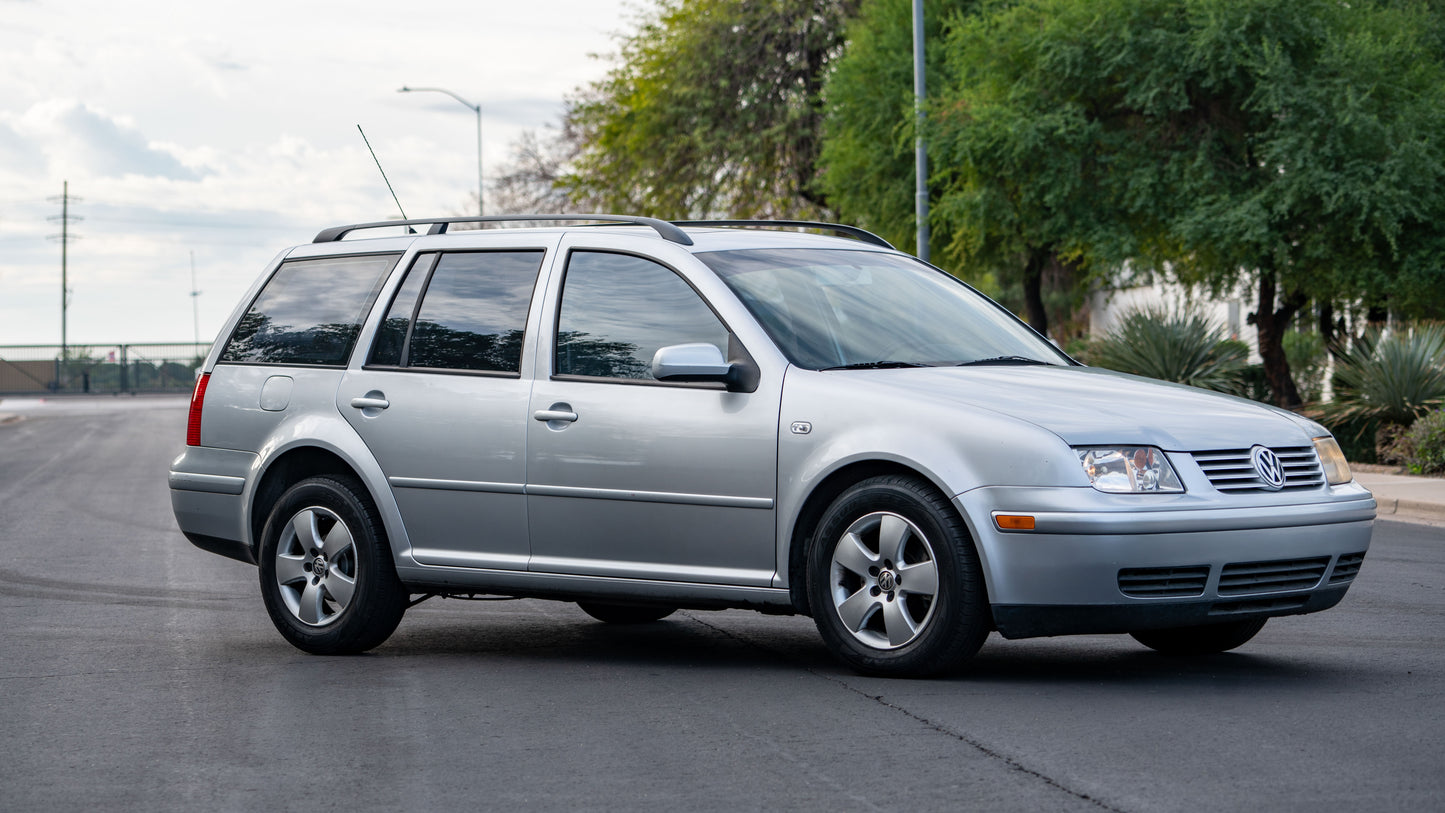 2005 Volkswagen Jetta Wagon TDI – Reflex Silver / Grey Cloth | One-Owner | Diesel Wagon | SOLD