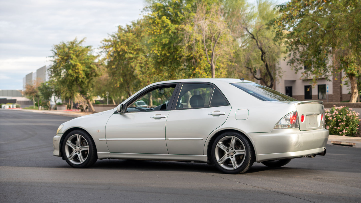 2001 Toyota Altezza – Millennium Silver Metallic | 6-Speed Manual | BEAMS Powered