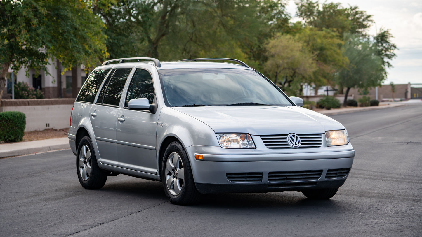 2005 Volkswagen Jetta Wagon TDI – Reflex Silver / Grey Cloth | One-Owner | Diesel Wagon | SOLD