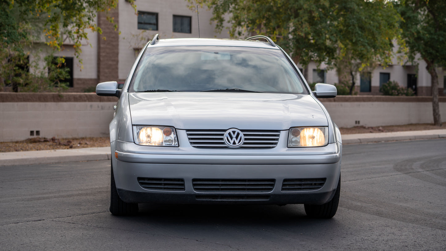 2005 Volkswagen Jetta Wagon TDI – Reflex Silver / Grey Cloth | One-Owner | Diesel Wagon | SOLD