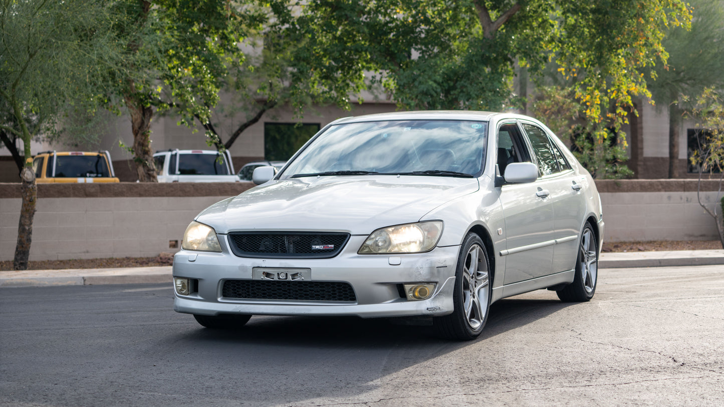 2001 Toyota Altezza – Millennium Silver Metallic | 6-Speed Manual | BEAMS Powered
