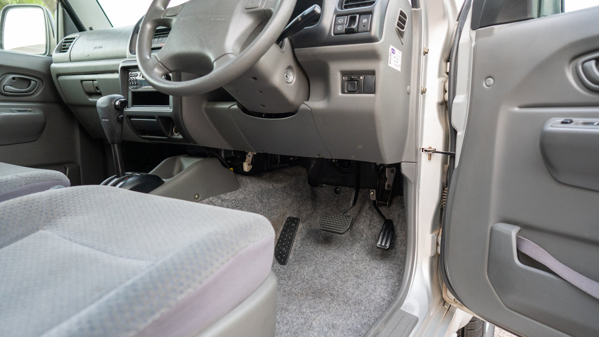 2001 Suzuki Jimny Sierra  | #101470 | 42,000 KM | SOLD