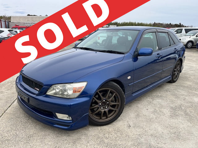2001 Toyota Altezza Gita AS300 L Edition | 121,000 KM | #046213 | Sold