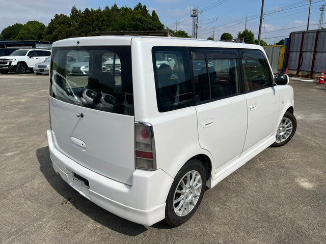 2001 Toyota bB 4WD | Pearl White (064) | 173,000 KM | Coming Soon