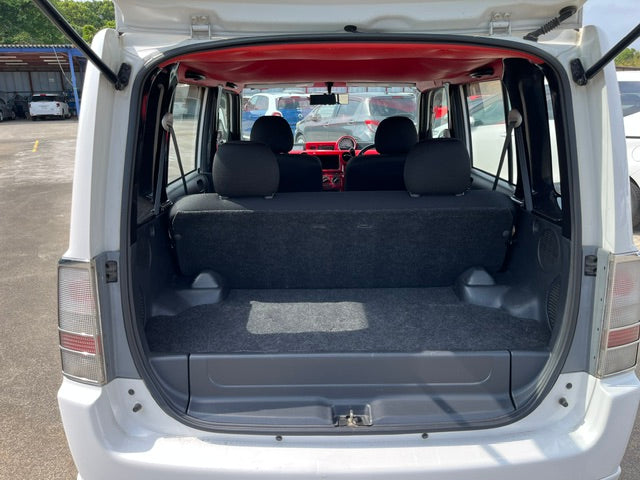 2001 Toyota bB 4WD | Pearl White (064) | 173,000 KM | Coming Soon