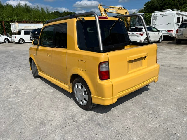 2001 Toyota bB Open Deck | 82,000 KM | #001905 | Coming Soon