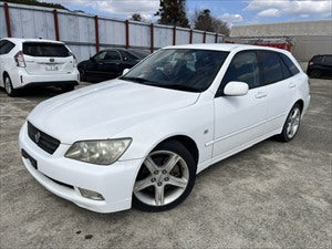 2001 Toyota Altezza Gita AS200 Z Edition | #103626 | 210,000 KM