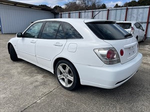 2001 Toyota Altezza Gita AS200 Z Edition | #103626 | 210,000 KM