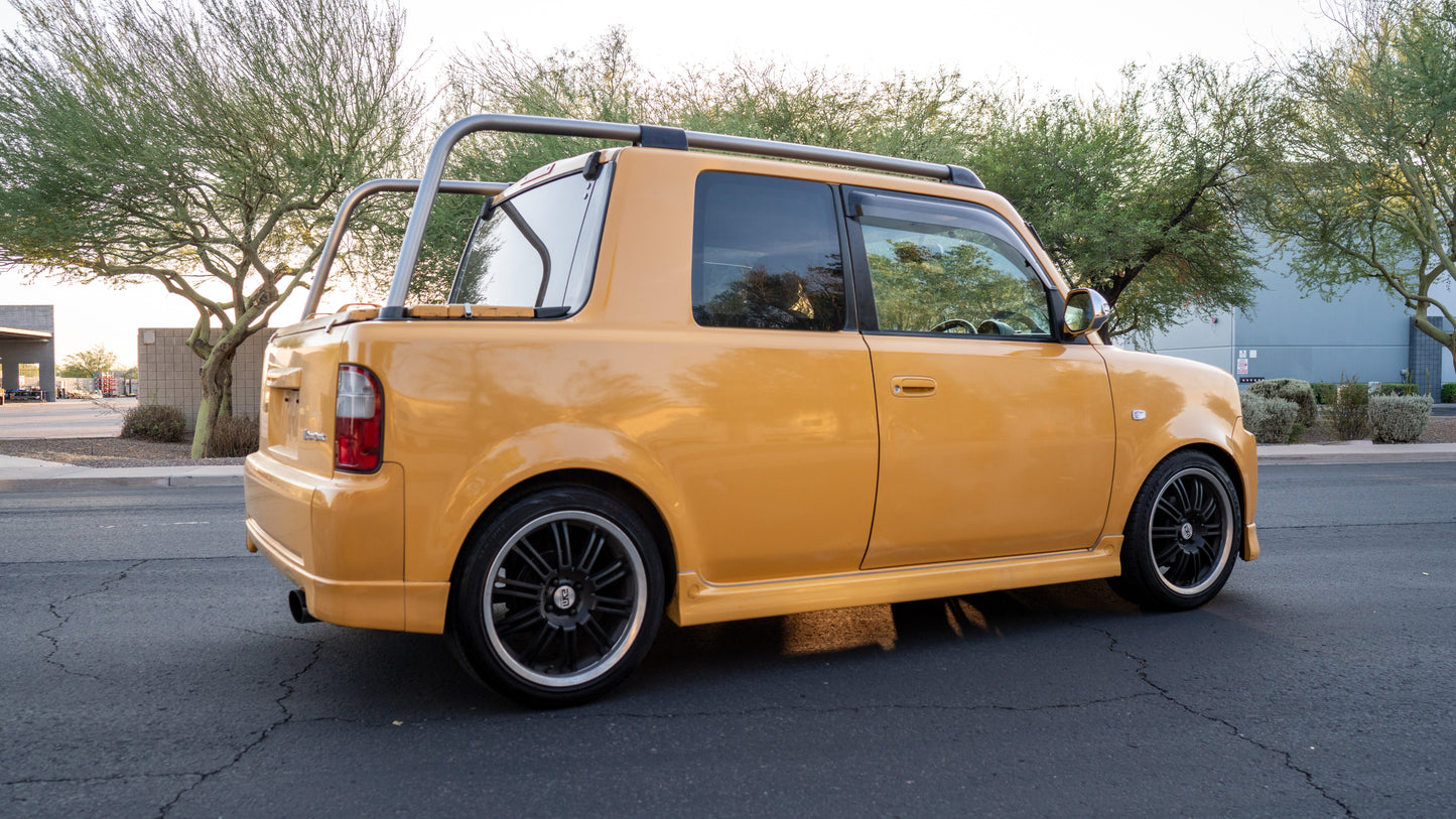 2001 Toyota bB Open Deck | #001152 | 232,412 KM