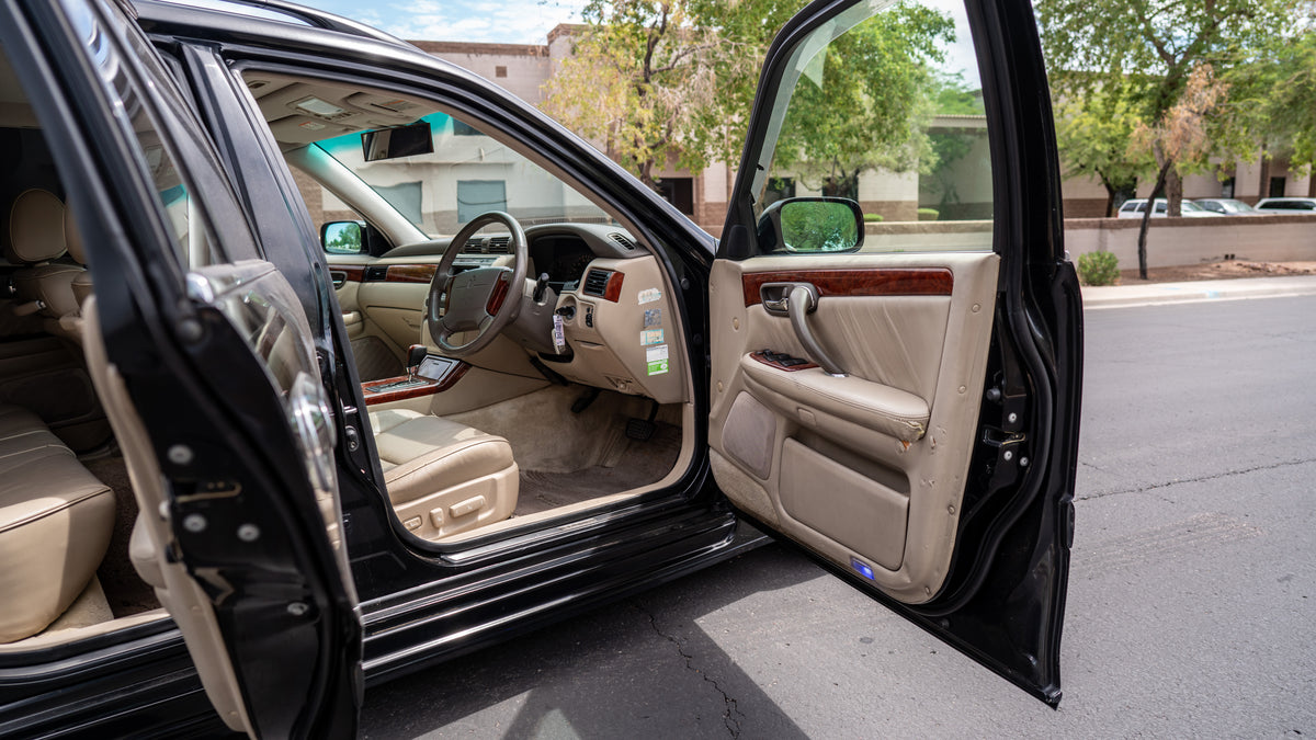 Toyota Crown Estate Athlete V Sports Selection | #048654 | 130,000 KM