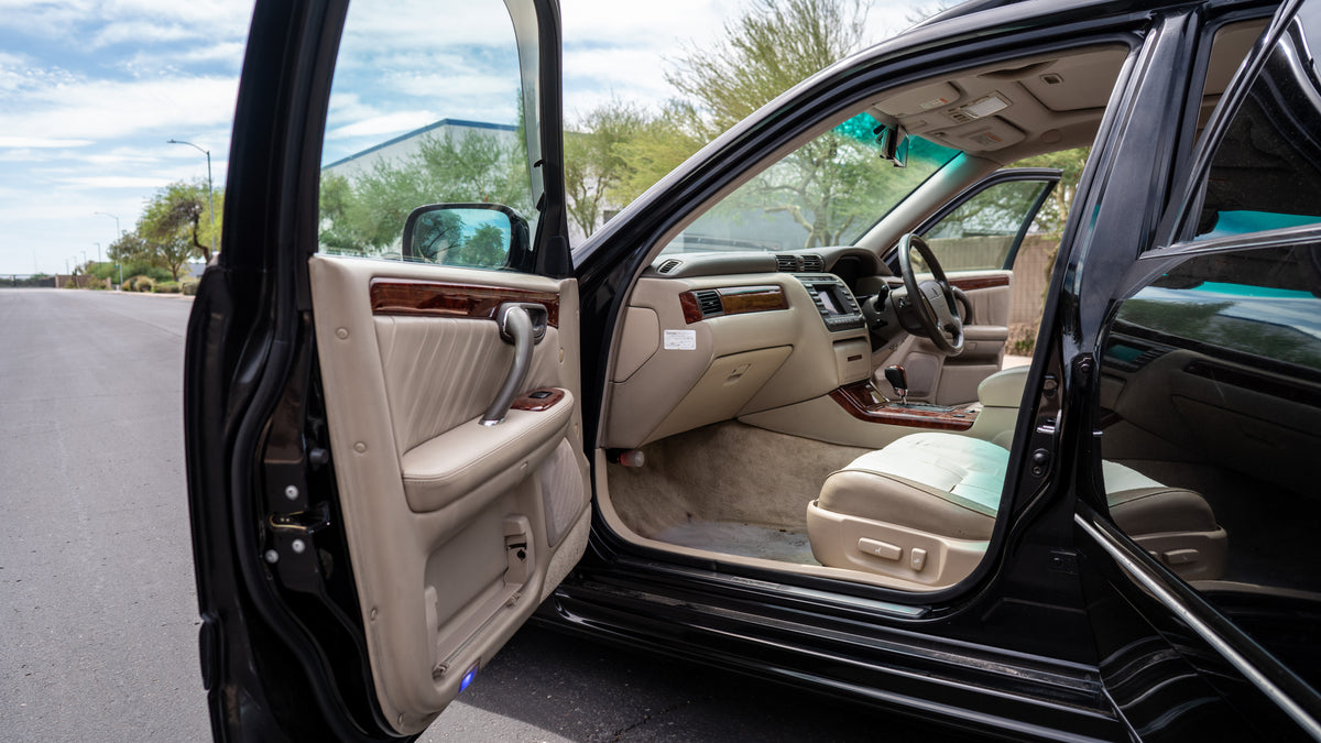 Toyota Crown Estate Athlete V Sports Selection | #048654 | 130,000 KM