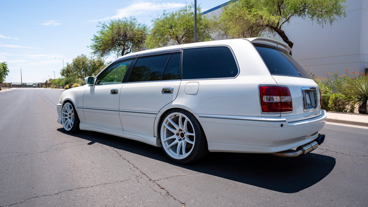 2001 Toyota Crown Estate Athlete V | Frosty White (2FQ) | 1JZ-GTE | 166,000 KM