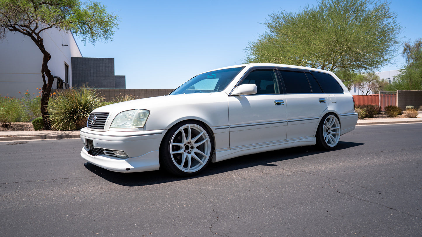2001 Toyota Crown Estate Athlete V | Frosty White (2FQ) | 1JZ-GTE | 166,000 KM