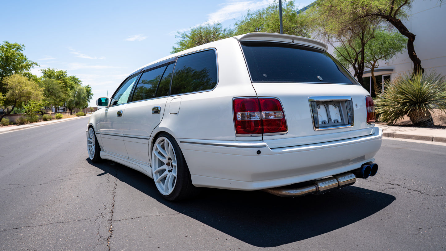 2001 Toyota Crown Estate Athlete V | Frosty White (2FQ) | 1JZ-GTE | 166,000 KM