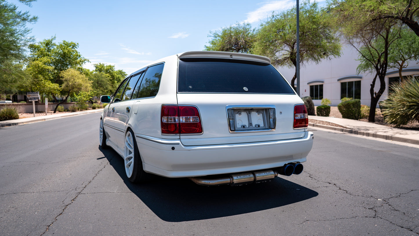 2001 Toyota Crown Estate Athlete V | Frosty White (2FQ) | 1JZ-GTE | 166,000 KM