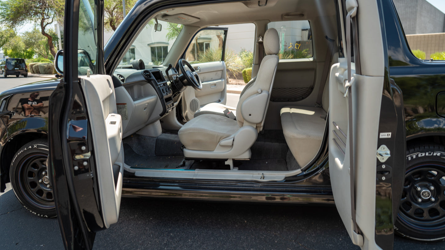 2001 Toyota bB Open Deck | Black (209) | 104,000 KM