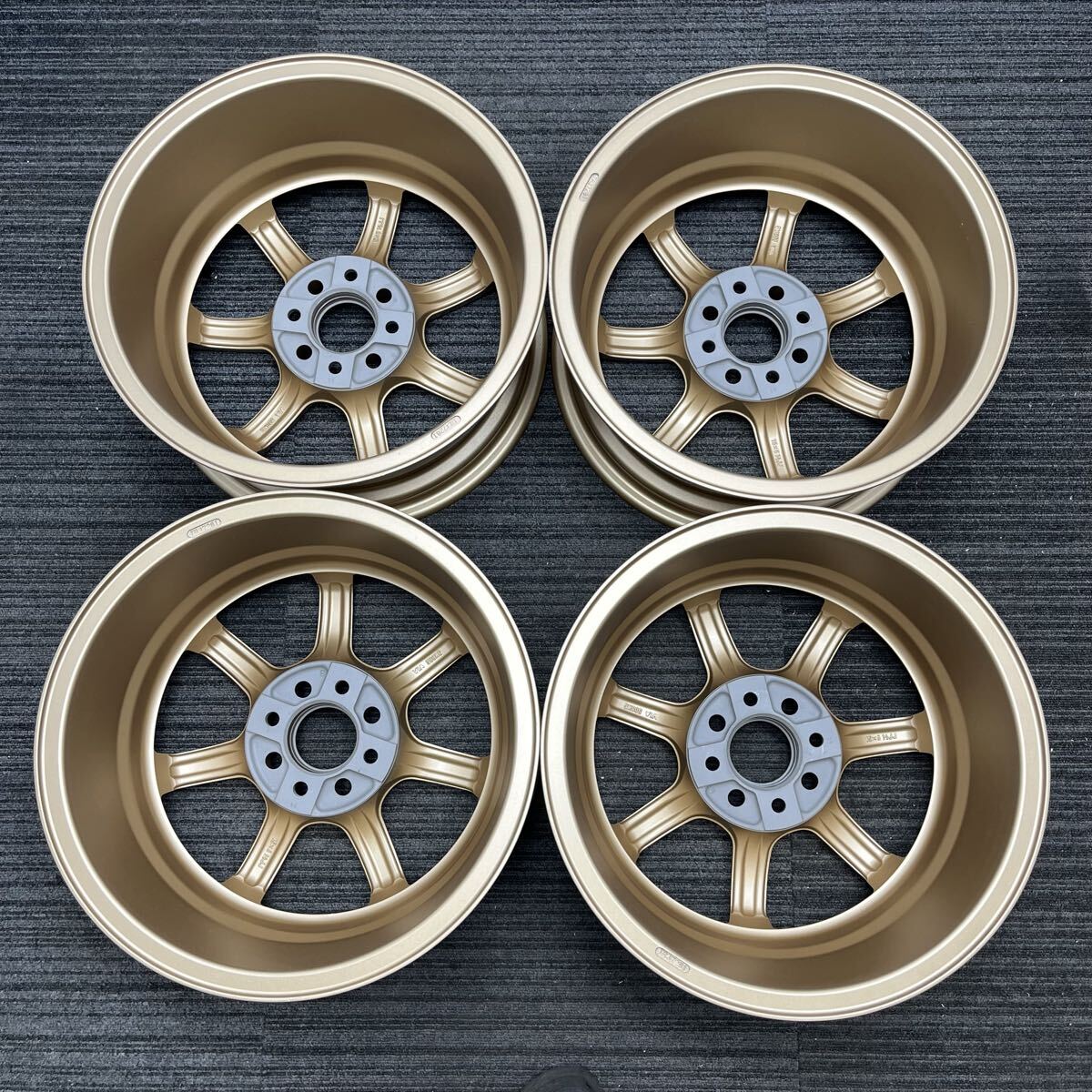 gram light 15x6.5 4x100