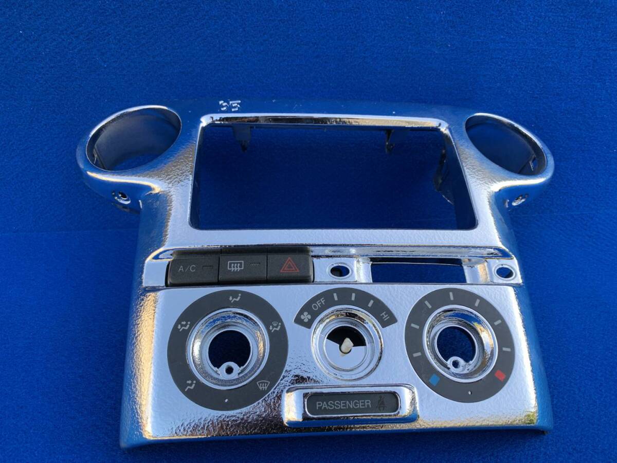 Toyota bB NCP30-Series Chrome Audio and Navigation Panel