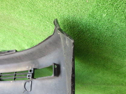 Front bumper black